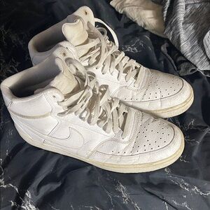Nike high tops worn sz 11